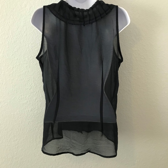 Banana Republic Medium Sheer Sleeveless - Picture 3 of 4
